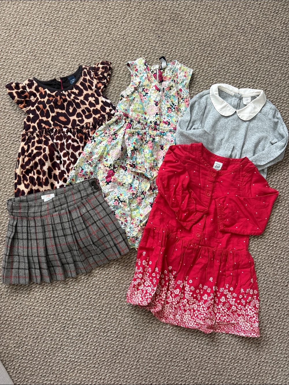 TODDLER GIRL BUNDLE DRESSES, SKIRT, TOP SIZE 3T GAP AND JOE FRESH